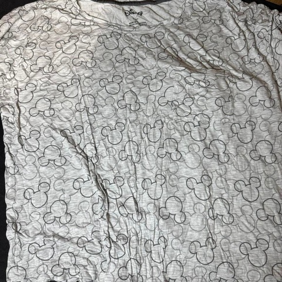 Disney Mickey Mouse pajama set Size Large - Picture 2 of 5